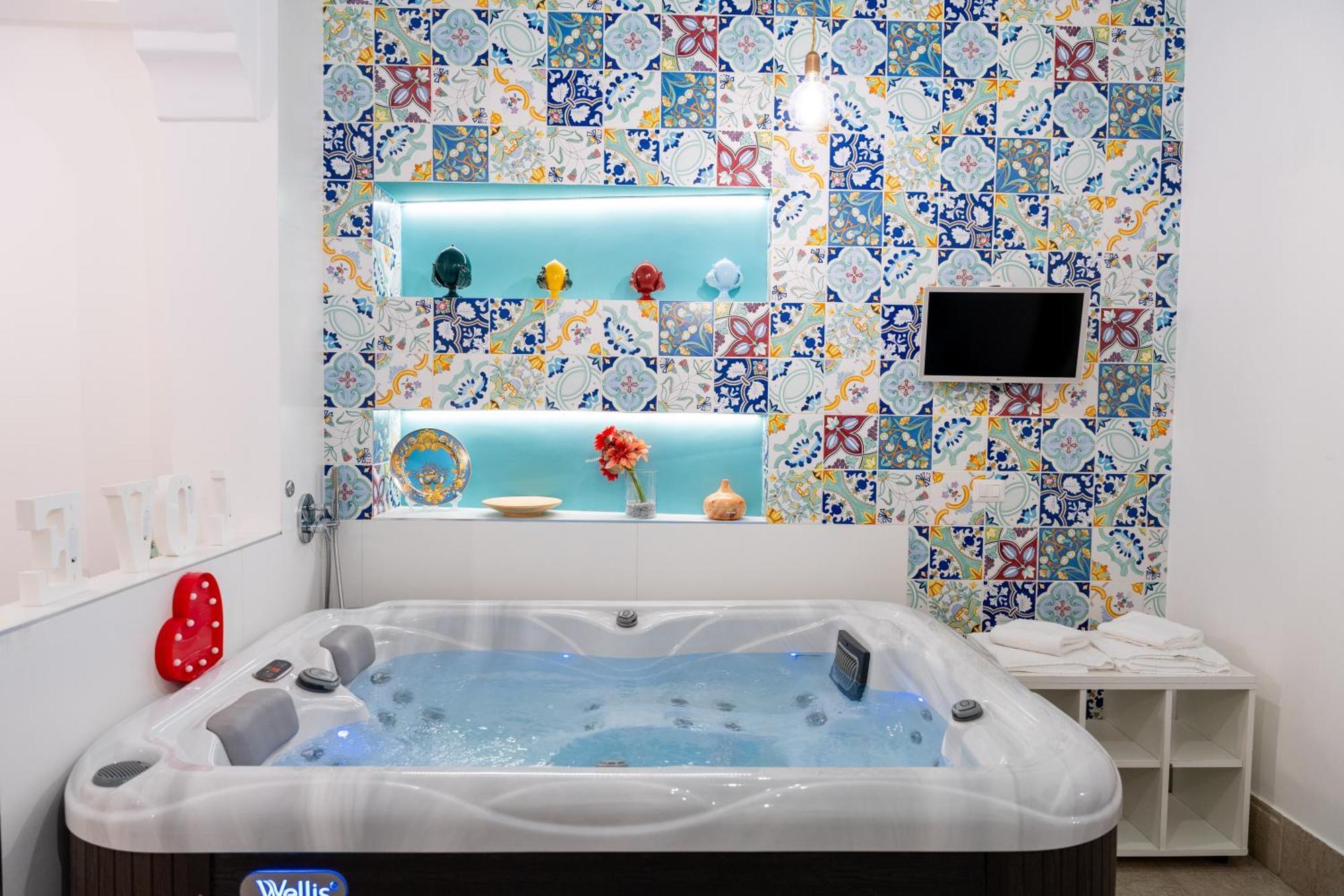 Palazzo Nicolaus Del Borgo Antico Bed & Breakfast Bari Dış mekan fotoğraf
